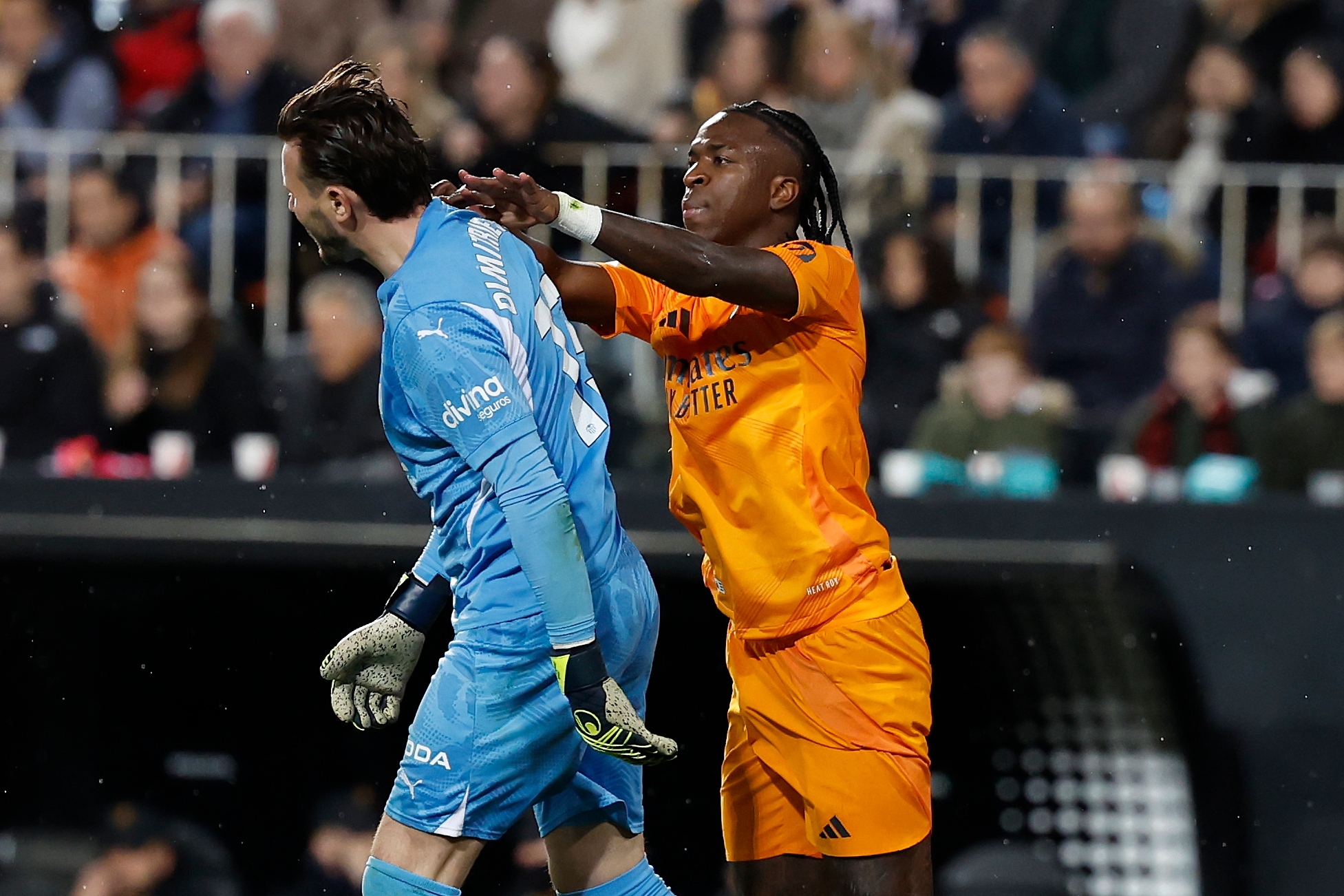 表现令人叹 表现令人叹